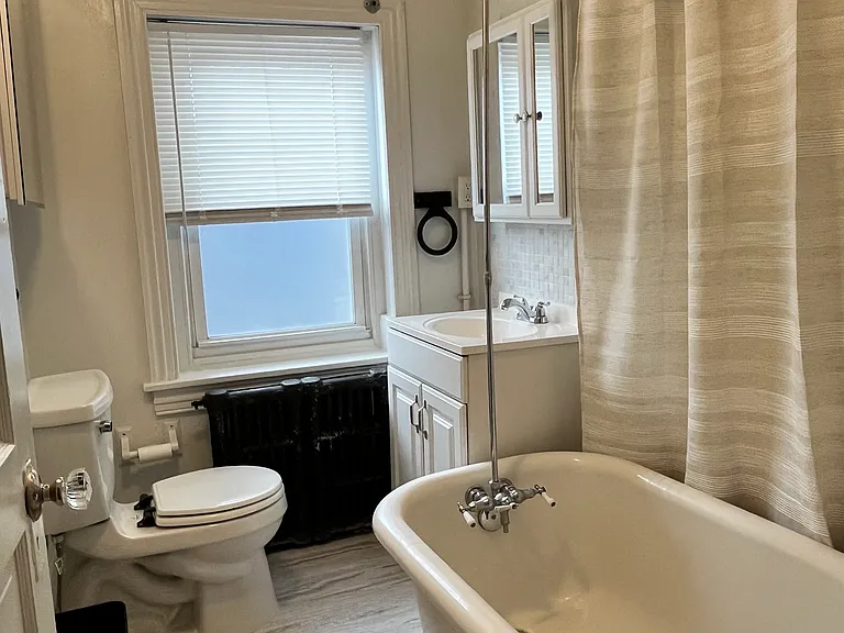 4327 Cresson St — Photo 10