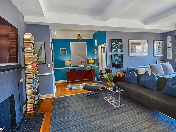 2nd image of 2 Horatio St APT 17H