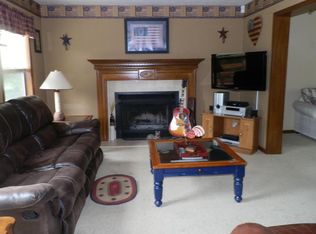 3871 Bluff Dr, Lewis Center, OH 43035