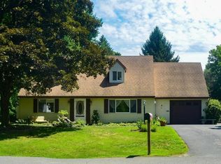 30 Mitchell Ave, Stuyvesant, NY 12173