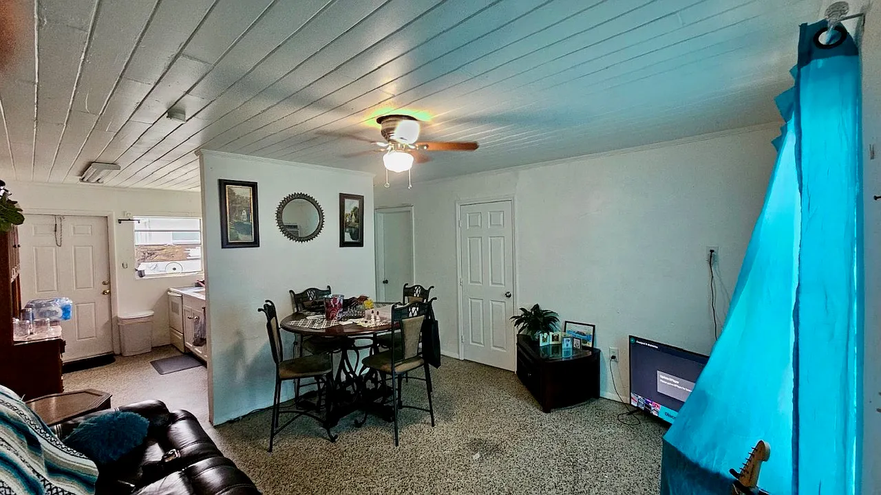 713 N 24 St., Unit A - A — Photo 4