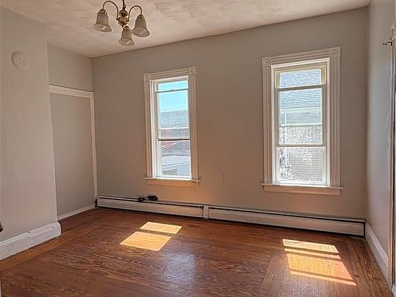2nd image of 1414 Broad St #2