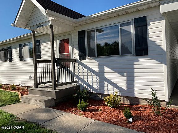 3rd image of 1026 Texas Cir