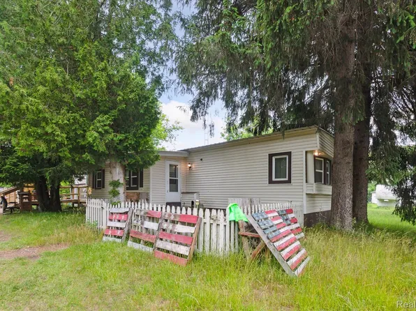 4800 S Huron Rd, Standish, MI 48658