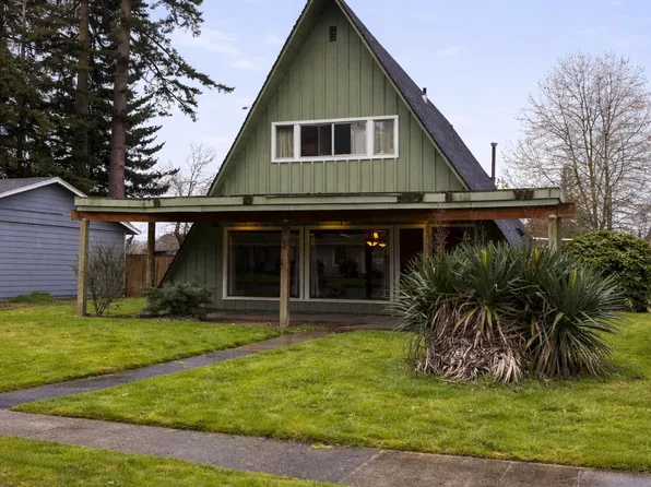 496 W Kathy St, Stayton, OR 97383