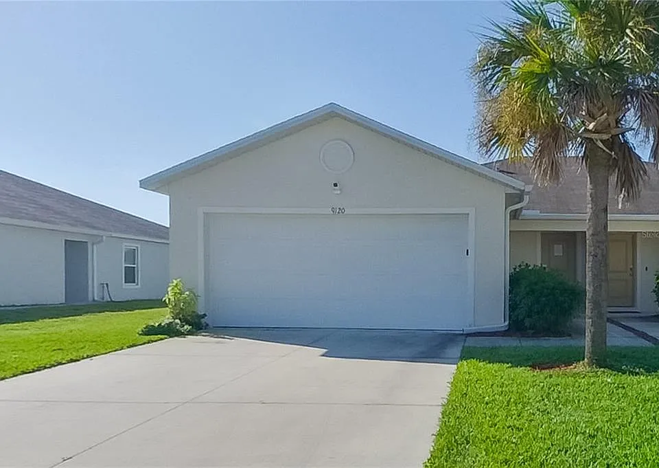 9120 Aegean Cir