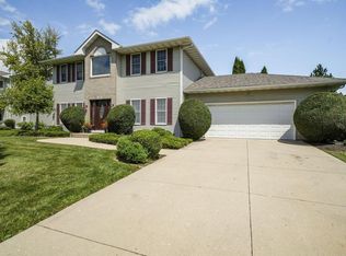 3610 122nd St, Pleasant Prairie, WI 53158