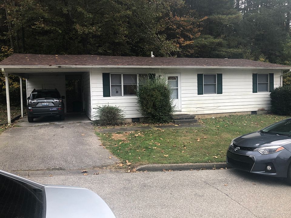 1st image of 208 McClure Cir