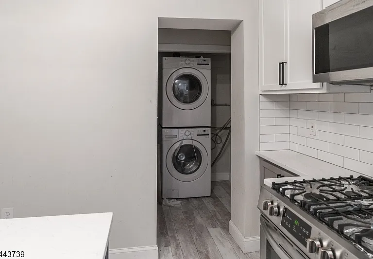 57 Glenridge Ave #2R — Photo 3