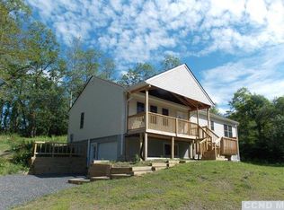 182 Deer Haven Rd, Elizaville, NY 12523