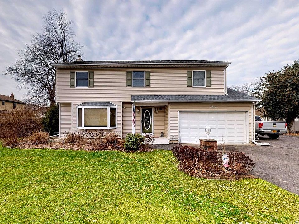 1st image of 11 Willow Pl