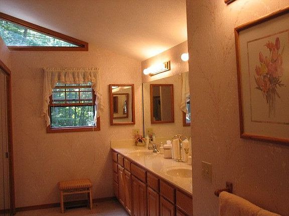 Large master bath.