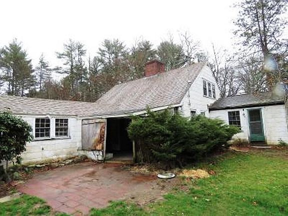 2nd image of 782 Temple St