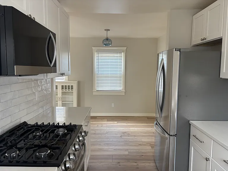 3683-89 Indiana St #3685 — Photo 7