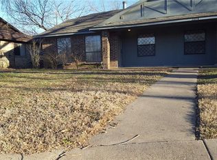 2206 Limestone Ln, Garland, TX 75040