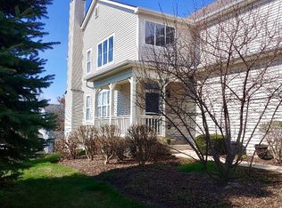 2907 Langston Cir, Saint Charles, IL 60175