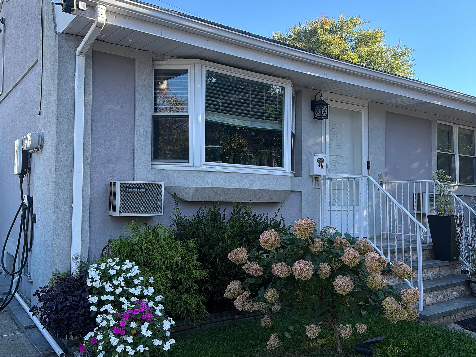 2 bed, $3,450 — Photo 1