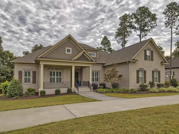 190 Island View Cir, Elgin, SC 29045