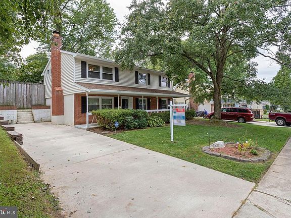 2nd image of 4611 Hamilton Dr