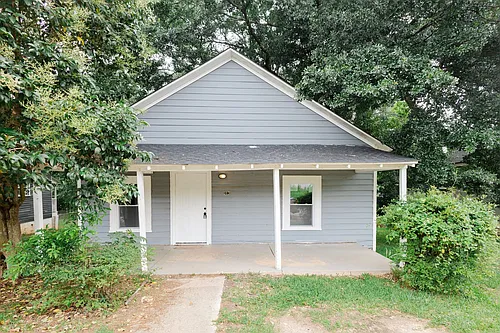 813 W Quilly St Photo 1