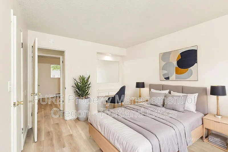 2 bed, 1.0 bath, 800 sqft, $1,595 — Photo 3