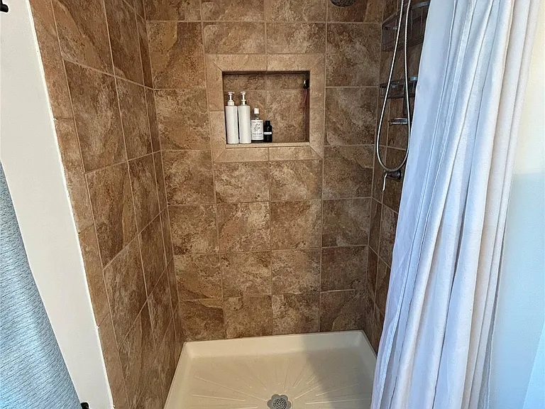 29 Dale Ave — Photo 13