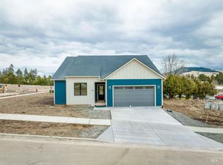 1506 Roxbury, Moscow, ID 83843