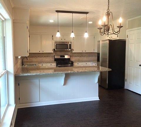 4th image of 706 Lee Ave