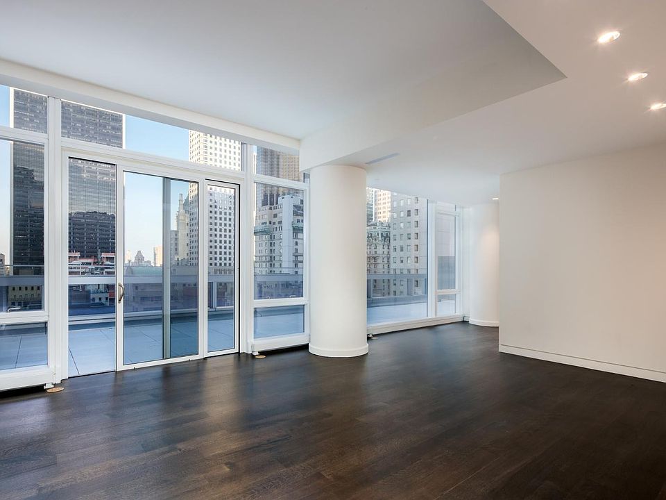 1st image of 20 W 53rd St #18B