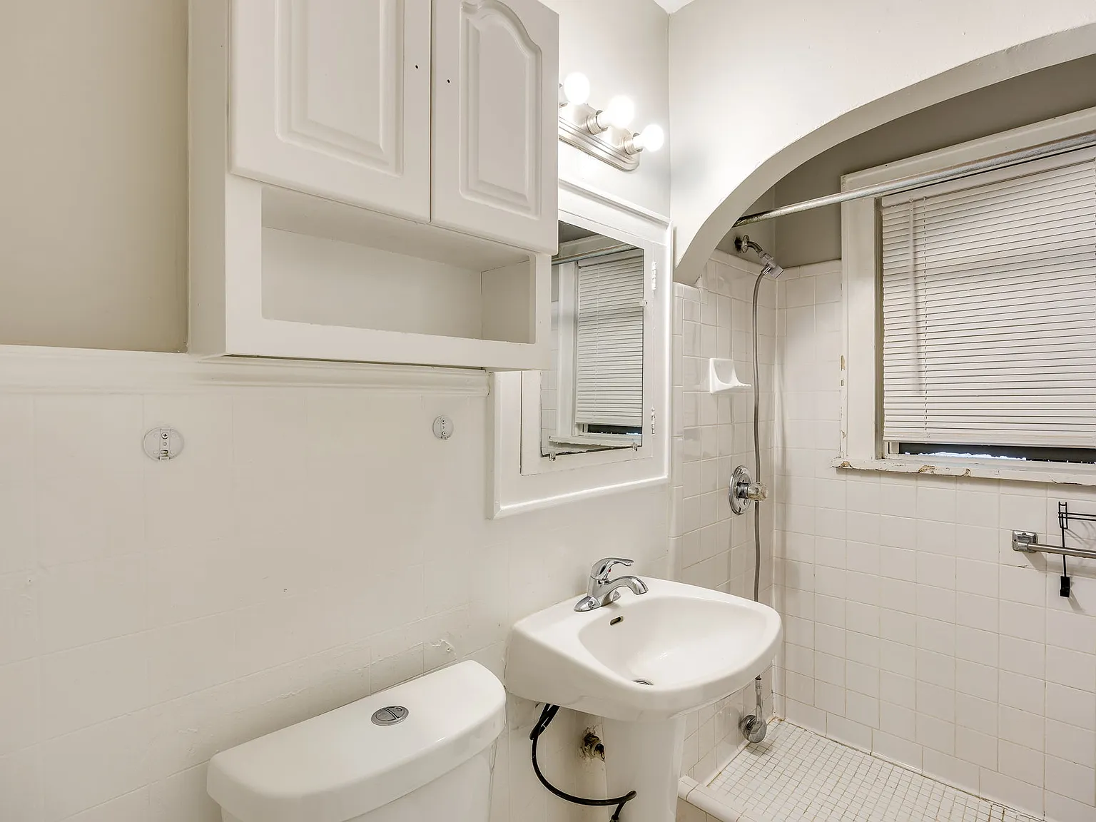 2 bed, 903 sqft, $1,200 — Photo 3