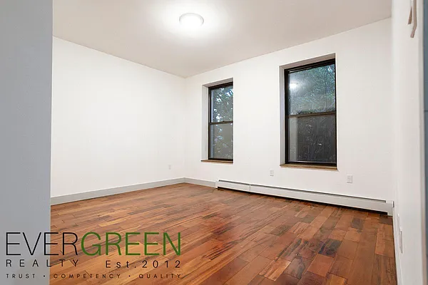 Rented by Pinn Realty | media 6