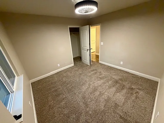 2741 E Dakota Ave — Photo 24