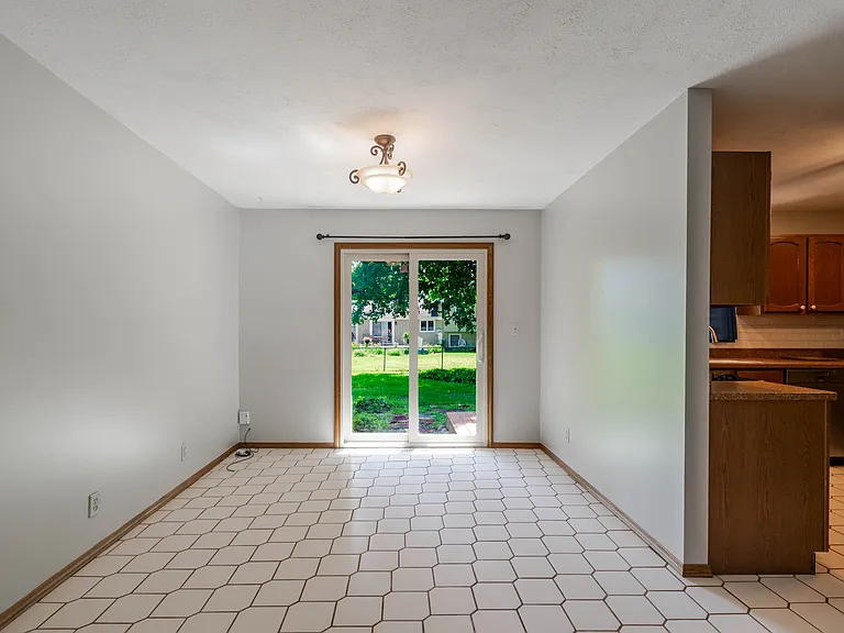 108 Riss Dr — Photo 5