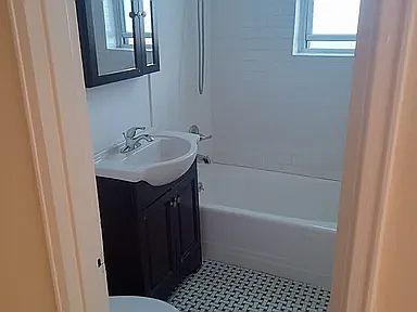 5th image of 59 Hamilton Ave #F9