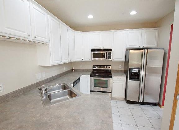 4th image of 5061 Archer Ln N