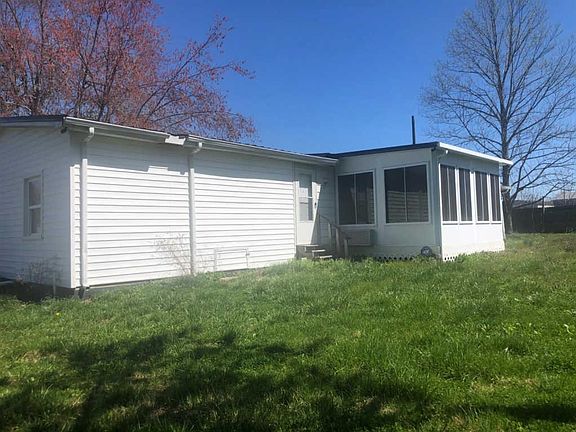 4th image of 421 Angel Rd
