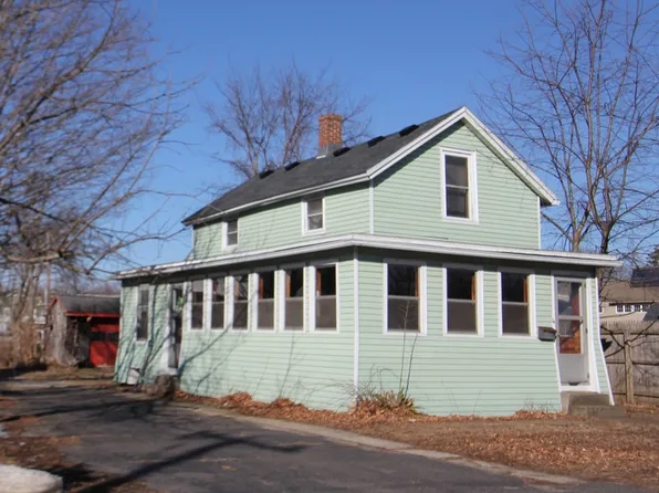 74 Parsons St, Easthampton, MA 01027