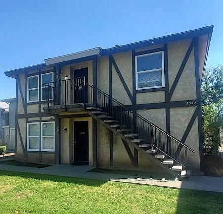 2nd image of 3350 E Sierra Madre Ave #201