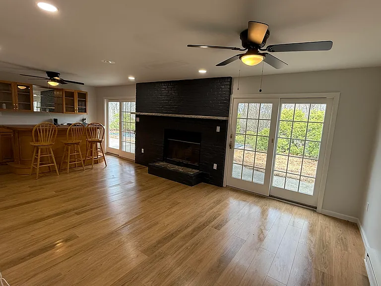 110 Pear Tree Ct — Photo 3