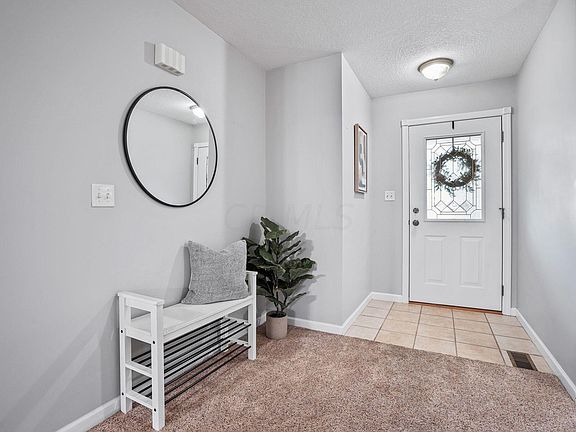 4th image of 302 Alcon Dr