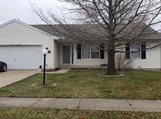 1404 White Pine Dr, Champaign, IL