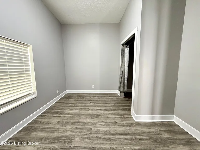 1108 State St — Photo 6