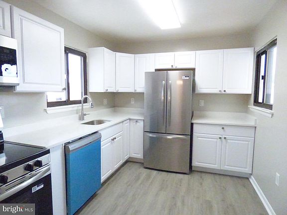 3rd image of 8420 Huerta Ct #162