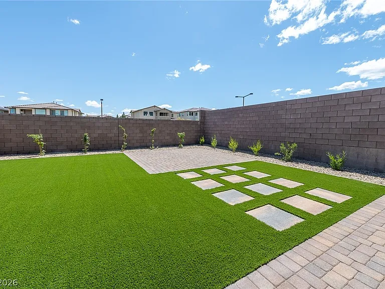 12059 Arrebol Ave — Photo 10