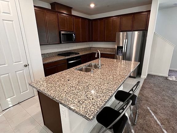 2nd image of 307 Planners Way
