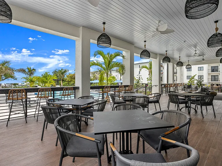 Wrecker's Cay Apartments — Photo 23