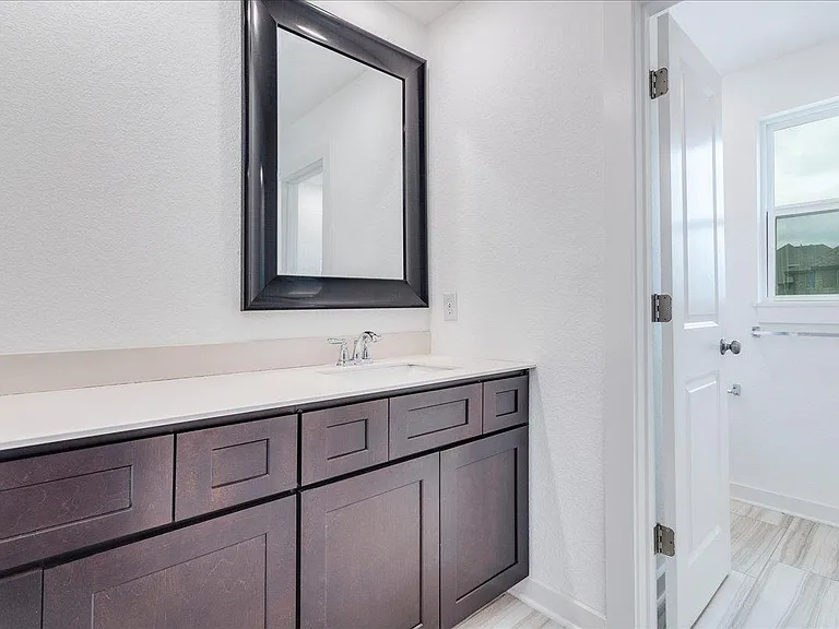 8008 Prairie Rye Dr — Photo 25
