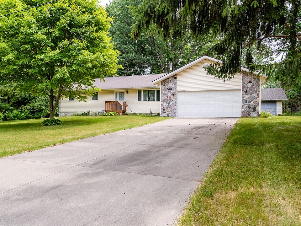 1st image of 9035 Southplain Dr