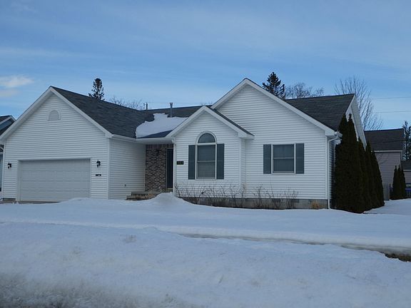 2nd image of 303 W Lincoln St