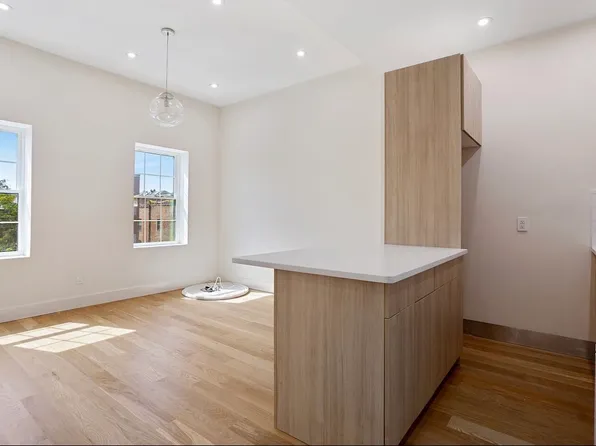 393 Atlantic Ave #3, Brooklyn, NY 11217